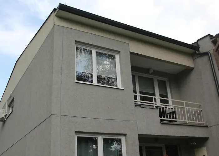 Kej Appartamento Pirot